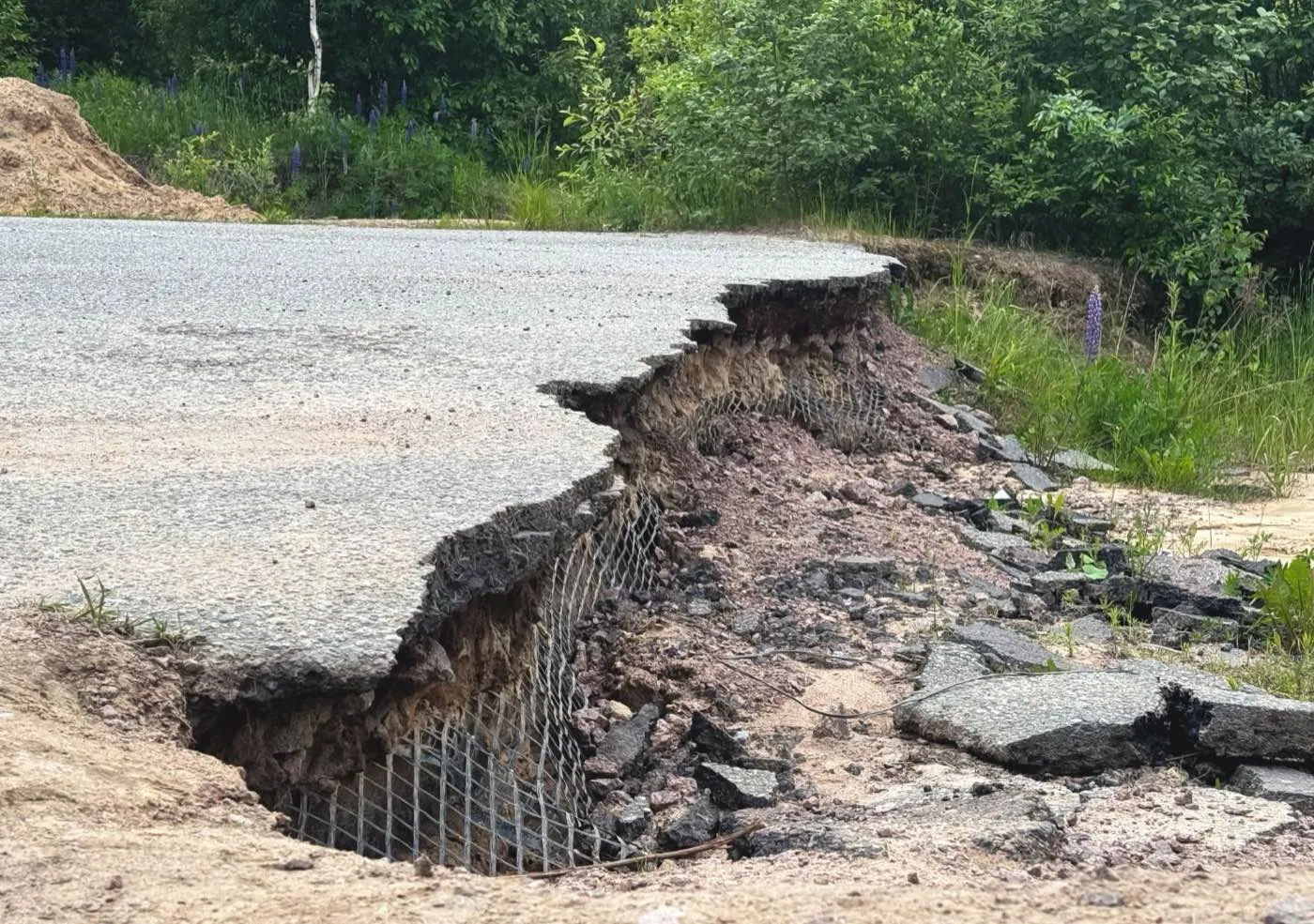 Sidewalk erosion repair project